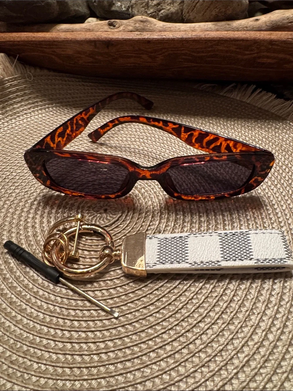 Tortoiseshell Cat-Eye Sunglasses - Brown and Keychain